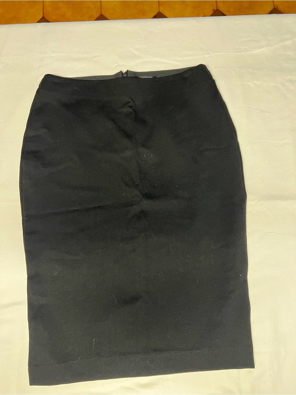 Quince Black Pencil Skirt - Classic Straight Fit